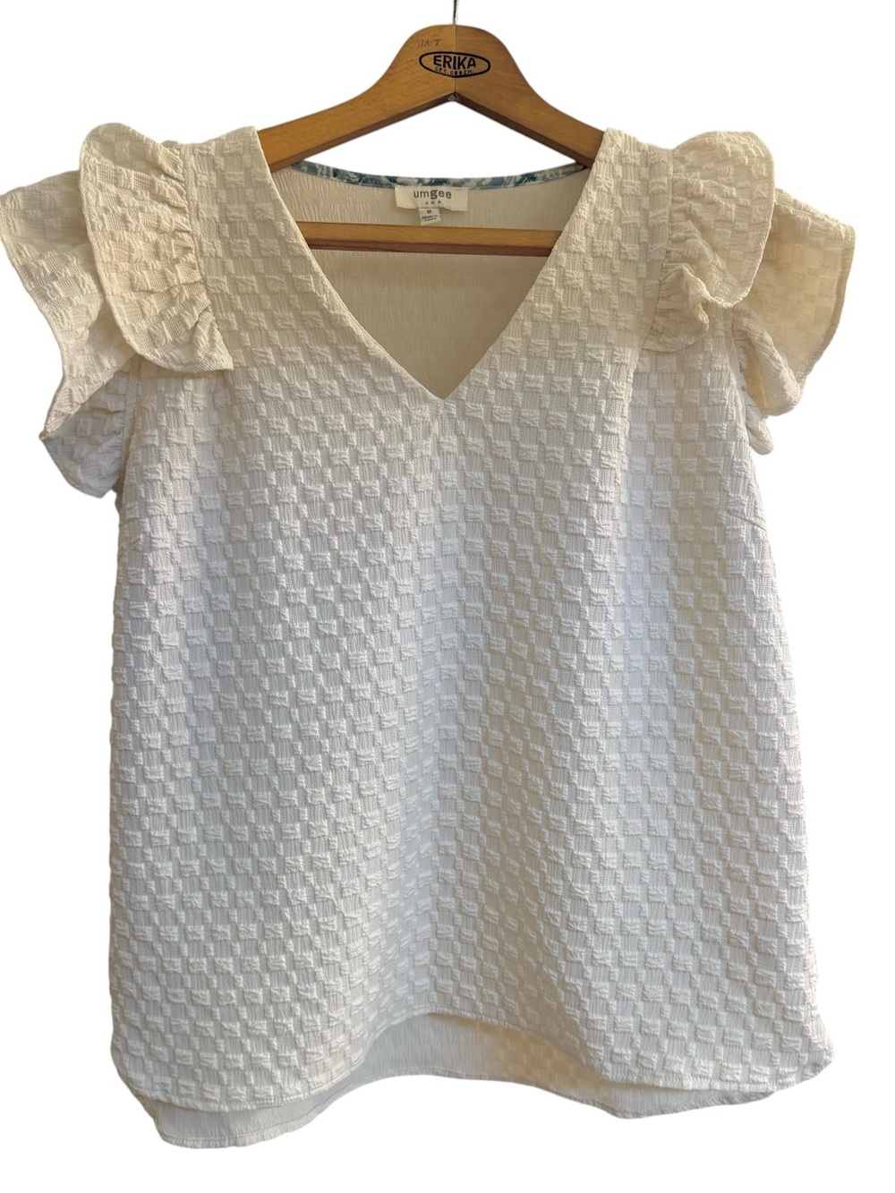 Umgee Med Off White Textured Flutter Sleeve Ruffle V-Neck Blouse